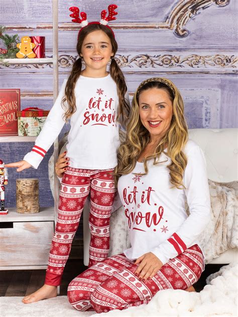 Cozy Pajama Parties - Mom and Me Christmas Outfits
